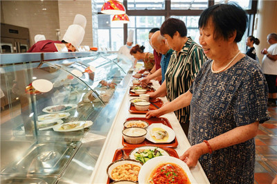 无锡市新吴区新安街道打造“老年助餐”新模式践行“我为群众办实事”